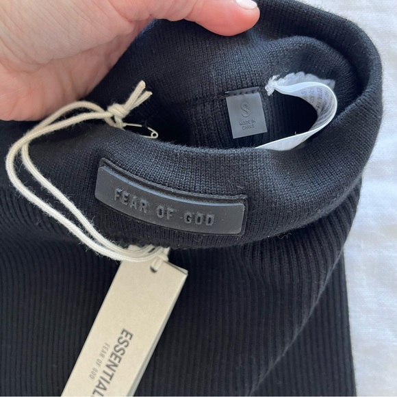 NWT FEAR OF GOD ESSENTIALS Black Rib Leggings Size S - Picture 4 of 5